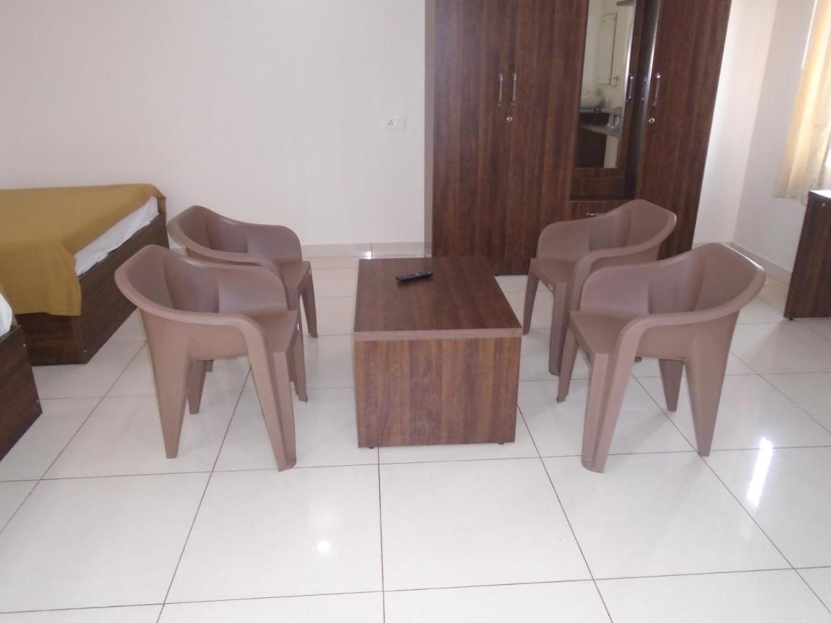 Ssr Residency Hotel Mandya Exterior foto