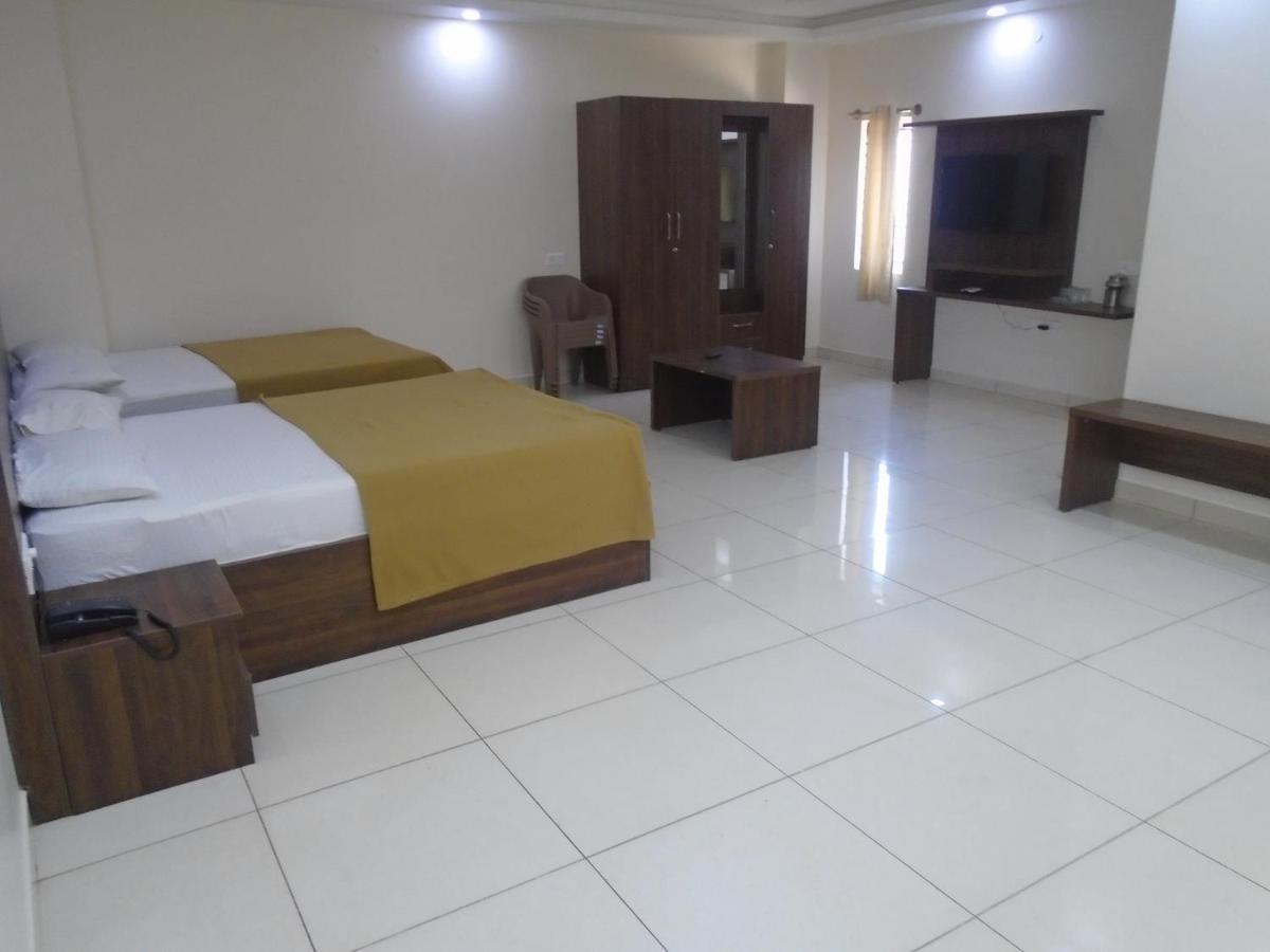 Ssr Residency Hotel Mandya Exterior foto